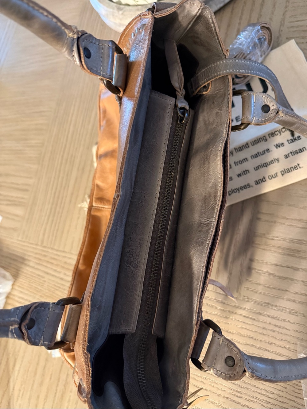 Bed|Stu NWT Oats  Icicle Rustic Leather Shoulder Handbag , Retails $295 - Picture 7 of 11